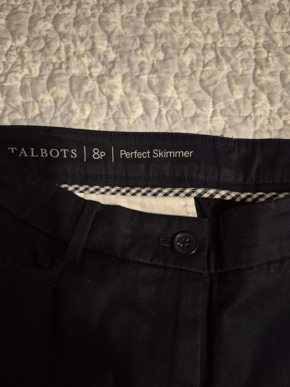 Talbots Black Perfect Skimmer Capris - Picture 3 of 8